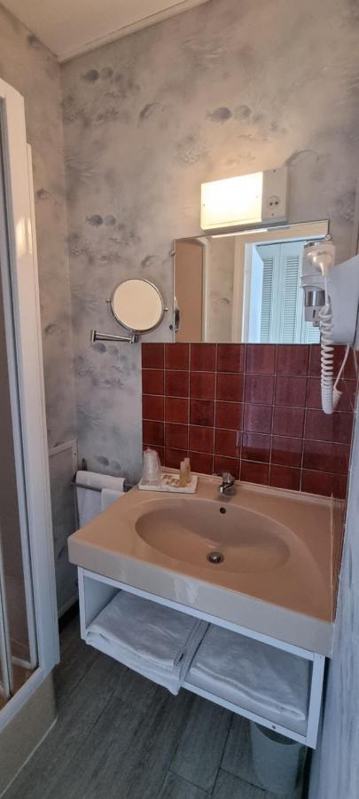 Hotel Du Haut Marais Saint-Marcel  Екстер'єр фото