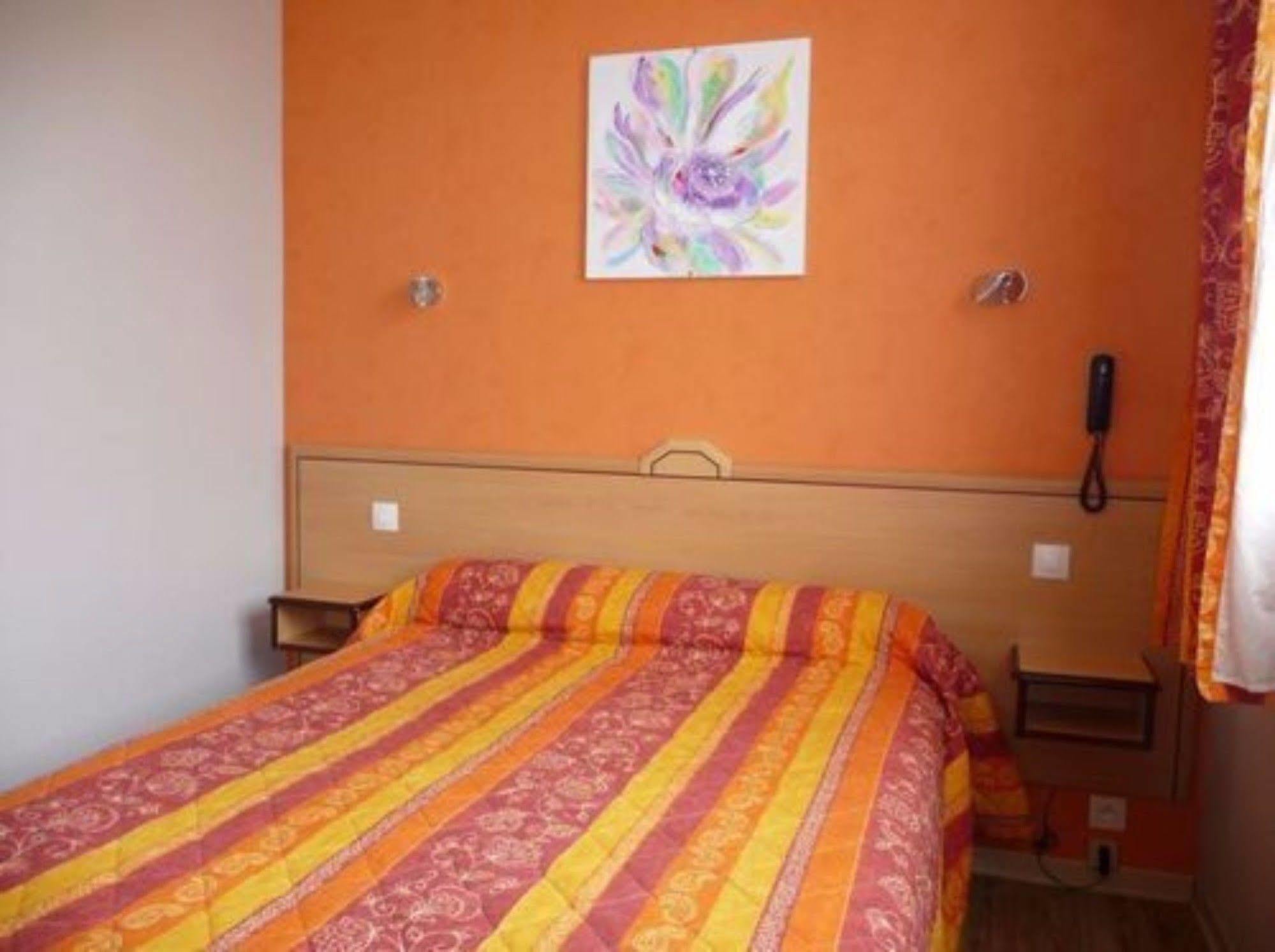Hotel Du Haut Marais Saint-Marcel  Екстер'єр фото